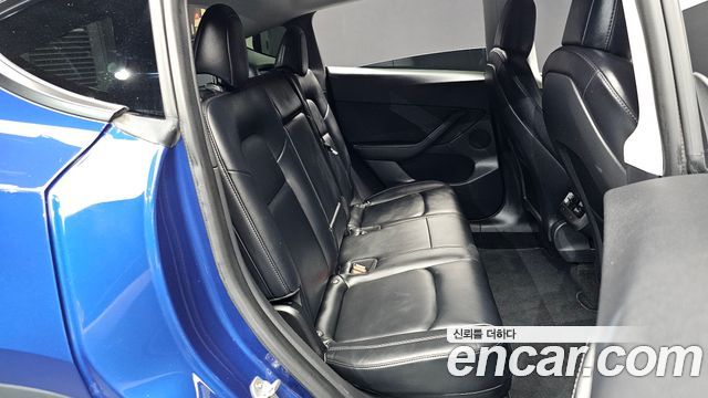 Tesla Model Y 2021 — photo 12