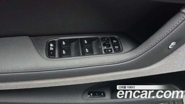 Polestar Polestar 2 2023 — photo 24