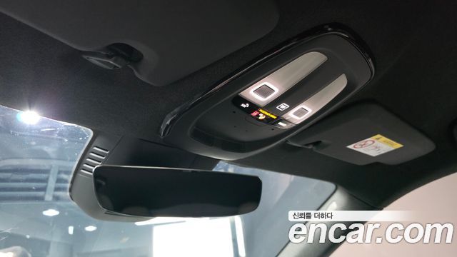 Polestar Polestar 2 2023 — photo 25