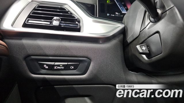 BMW X5 2026 — photo 25