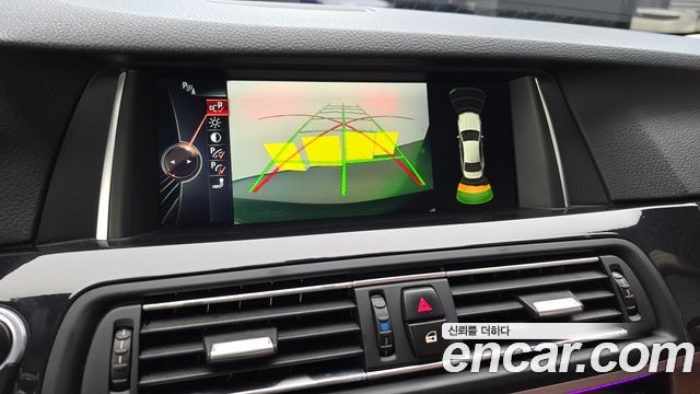 BMW 5-Series 2016 — photo 15