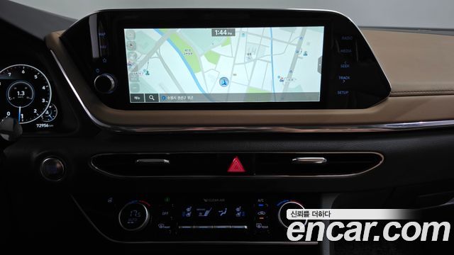 Hyundai Sonata 2021 — photo 18