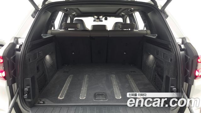 BMW X5M 2021 — photo 26