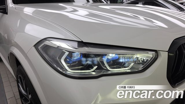 BMW X5M 2021 — photo 8