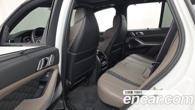 BMW X5M 2021 — photo 16