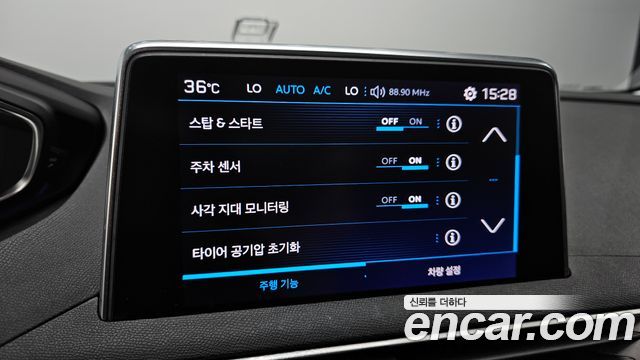 Peugeot 5008 2019 — photo 23
