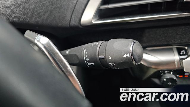 Peugeot 5008 2019 — photo 29