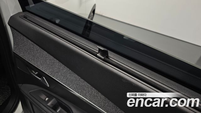 Peugeot 5008 2019 — photo 38
