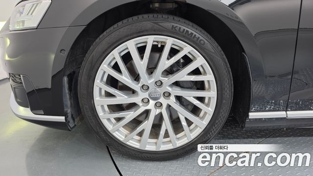 Audi A8 2020 — photo 5