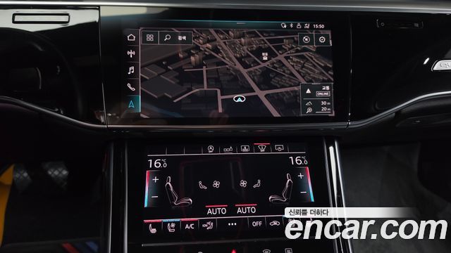 Audi A8 2020 — photo 18