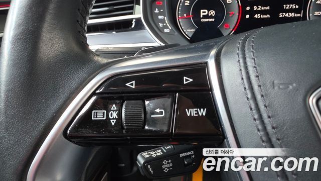 Audi A8 2020 — photo 22