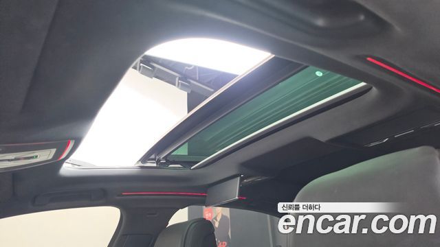Audi A8 2020 — photo 24