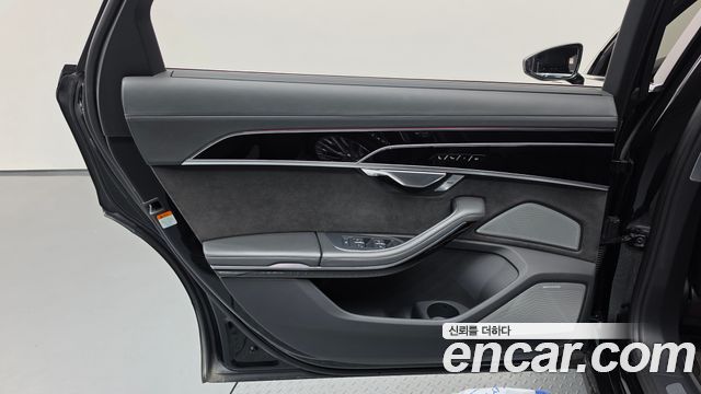 Audi A8 2020 — photo 15