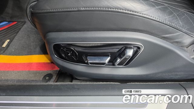 Audi A8 2020 — photo 34