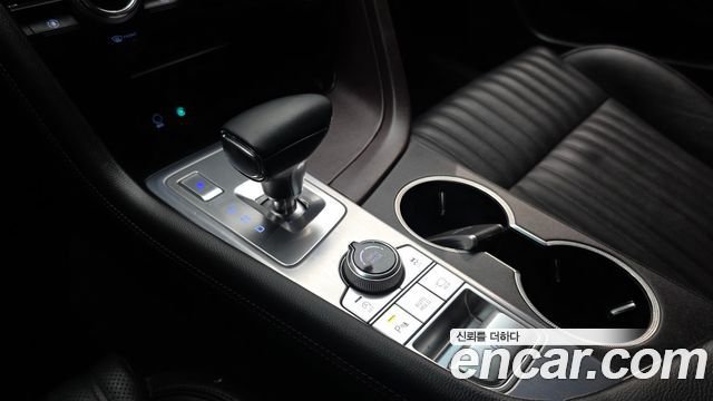 Genesis G70 2019 — photo 12