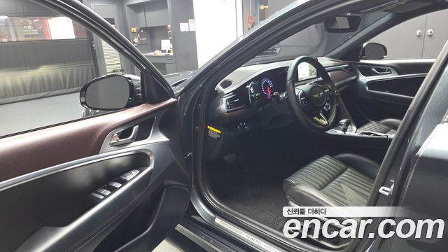 Genesis G70 2019 — photo 13