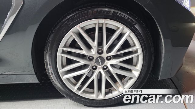 Genesis G70 2019 — photo 7
