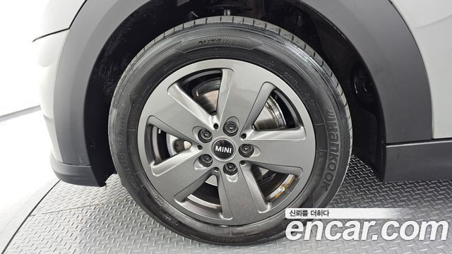 Mini Cooper 2023 — photo 5