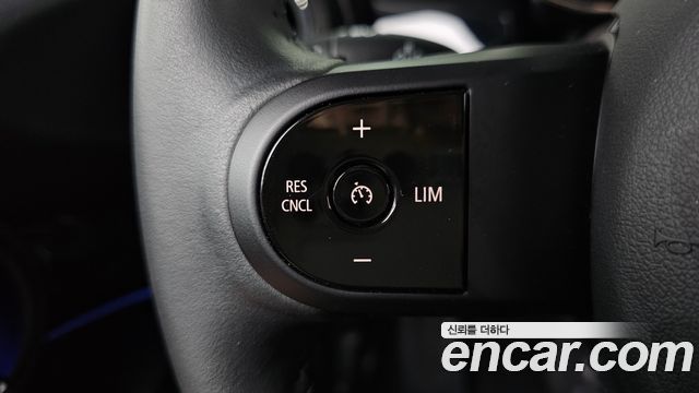 Mini Cooper 2023 — photo 24
