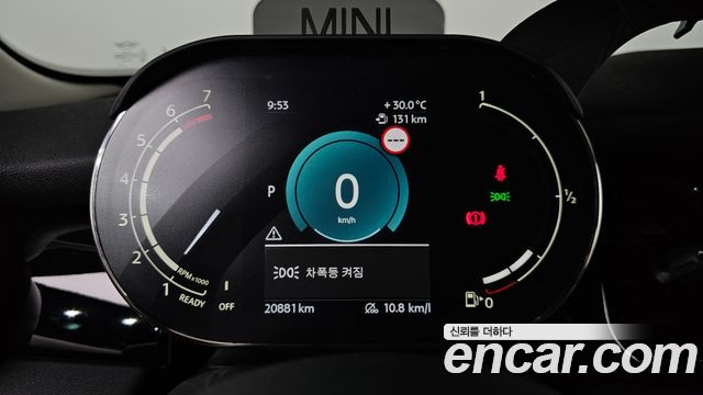 Mini Cooper 2023 — photo 15