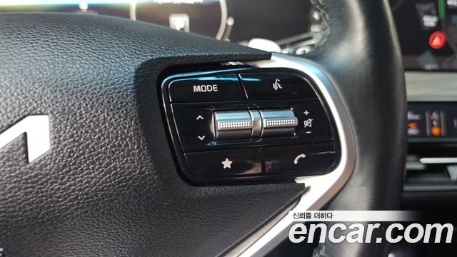 Kia K8 2022 — photo 31