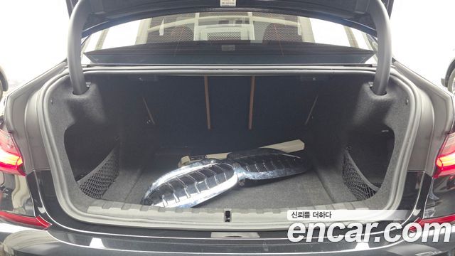 BMW 3-Series 2022 — photo 26