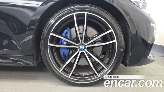 BMW 3-Series 2022 — photo 7