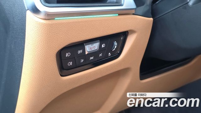 BMW 3-Series 2022 — photo 27