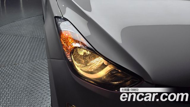 Hyundai AVANTE 2013 — photo 8