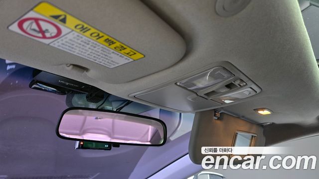 Hyundai AVANTE 2013 — photo 29