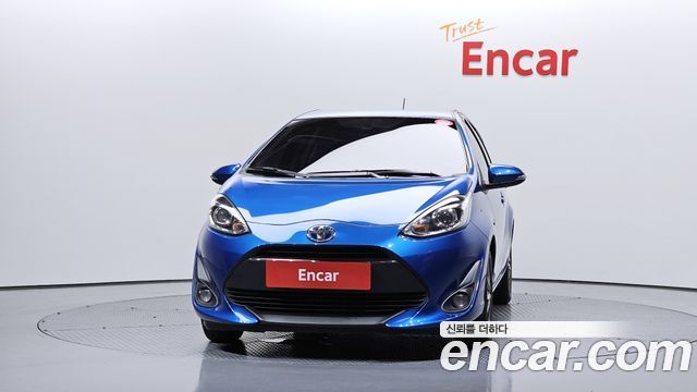 Toyota Prius 2018 — photo 3