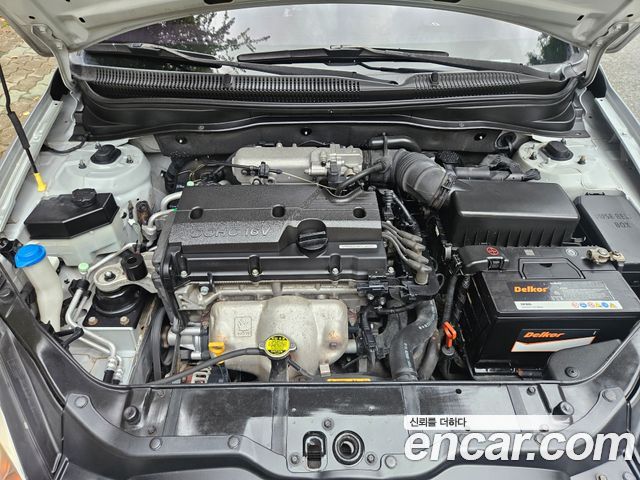 Hyundai Verna 2010 — photo 8