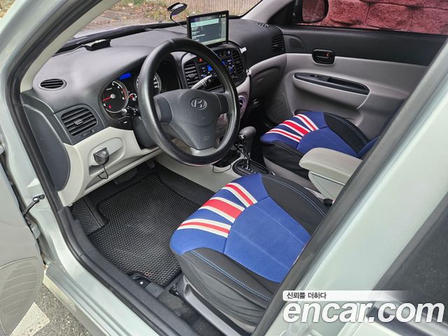 Hyundai Verna 2010 — photo 10