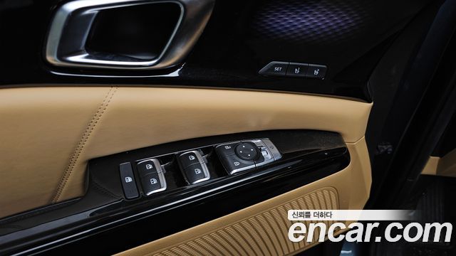 Kia Canival 2023 — photo 23