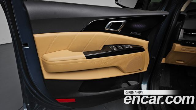 Kia Canival 2023 — photo 14
