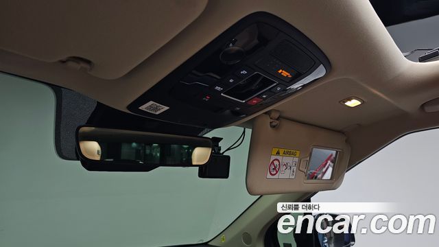 Kia Canival 2023 — photo 32