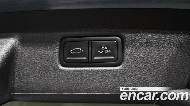 Kia Canival 2023 — photo 36