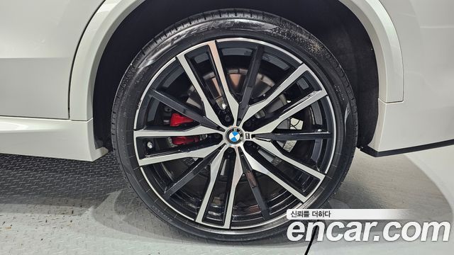 BMW X5 2022 — photo 7
