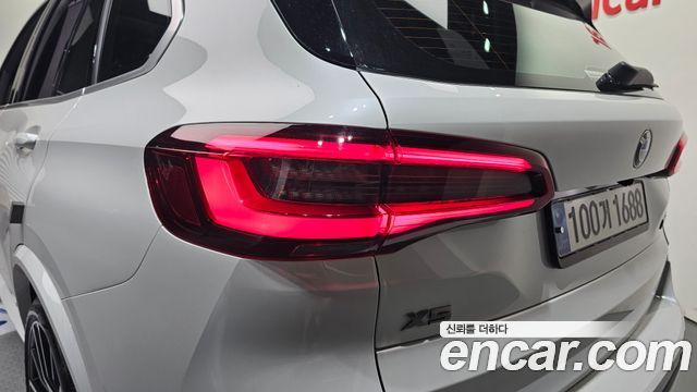 BMW X5 2022 — photo 9