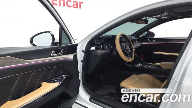 Kia K5 2023 — photo 13