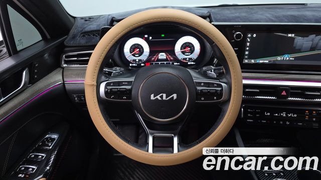 Kia K5 2023 — photo 19