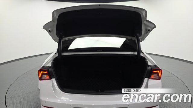 Kia K5 2023 — photo 34