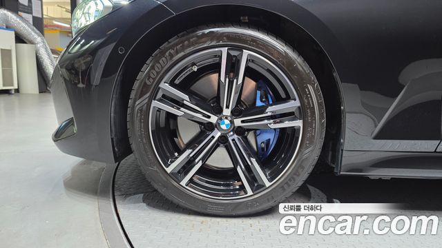 BMW 3-Series 2025 — photo 5