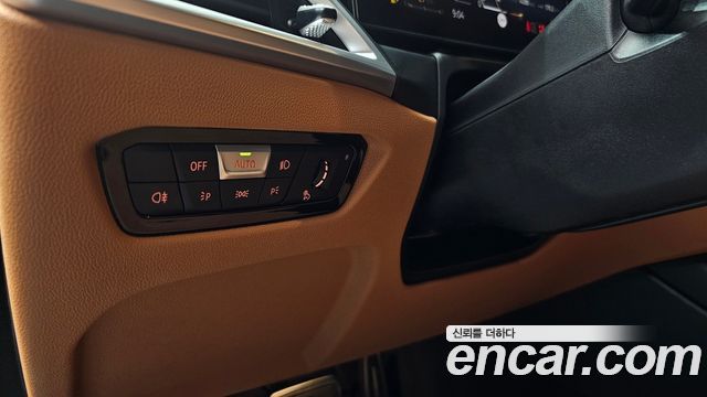 BMW 3-Series 2025 — photo 28