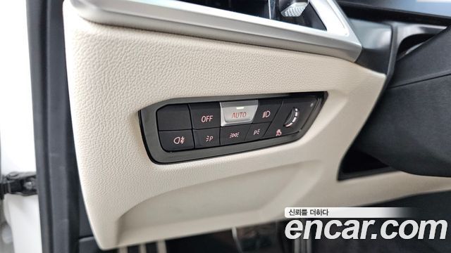 BMW 3-Series 2026 — photo 28