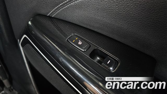 Kia K7 2016 — photo 19