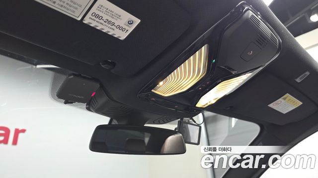 BMW 5-Series 2018 — photo 24