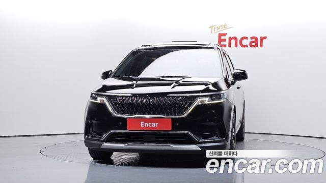 Kia Canival 2023 — photo 3