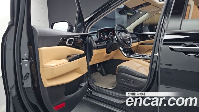 Kia Canival 2023 — photo 13