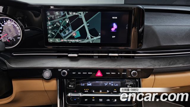 Kia Canival 2023 — photo 20